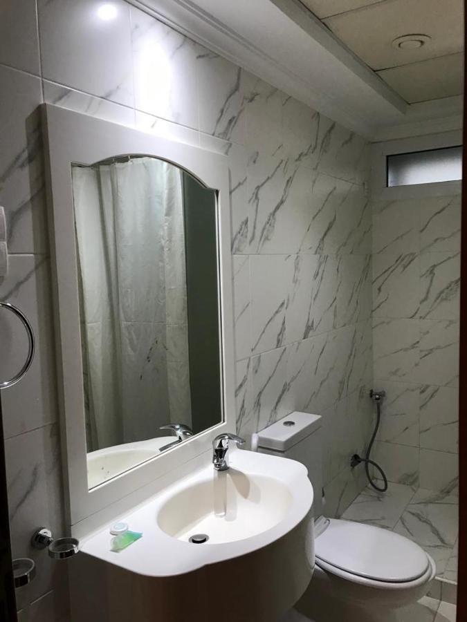 Al Majarah Residence シャルジャ エクステリア 写真